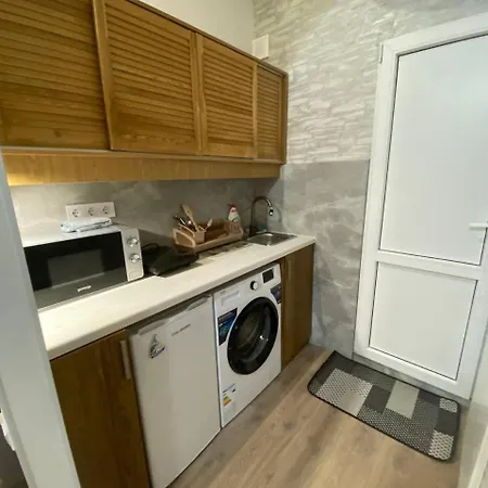 на вулиці кравчука-личаківська бічна